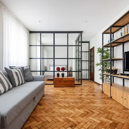 Rivoli Apartmán *