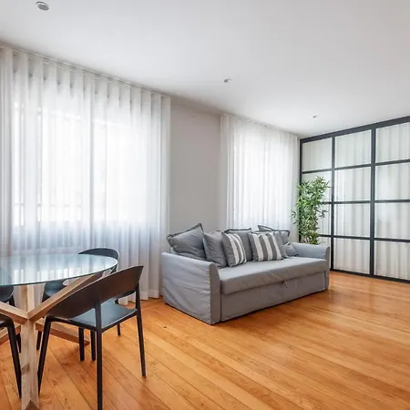 Rivoli Apartment